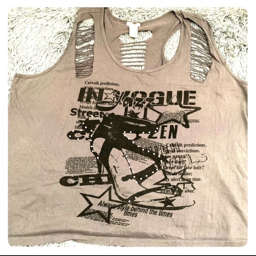Grey ripped fashion tank size 4x